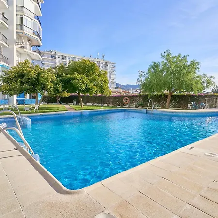 Poolside Apartment Nerja