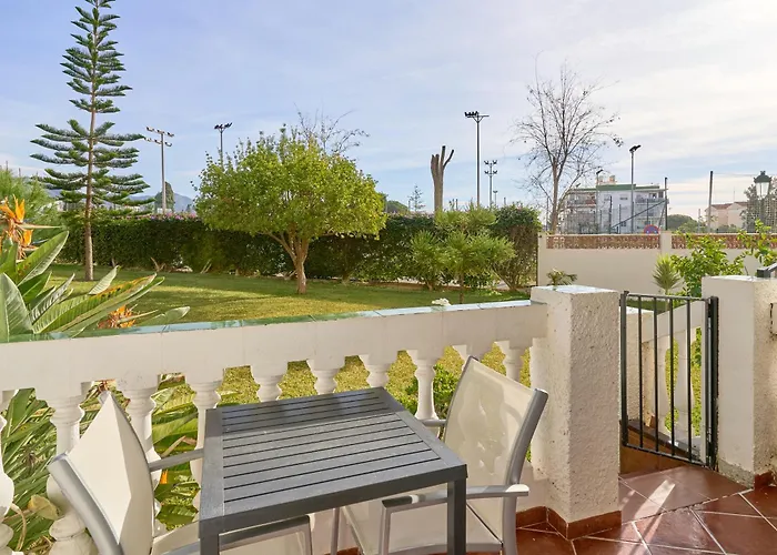 Apartment Poolside Nerja
